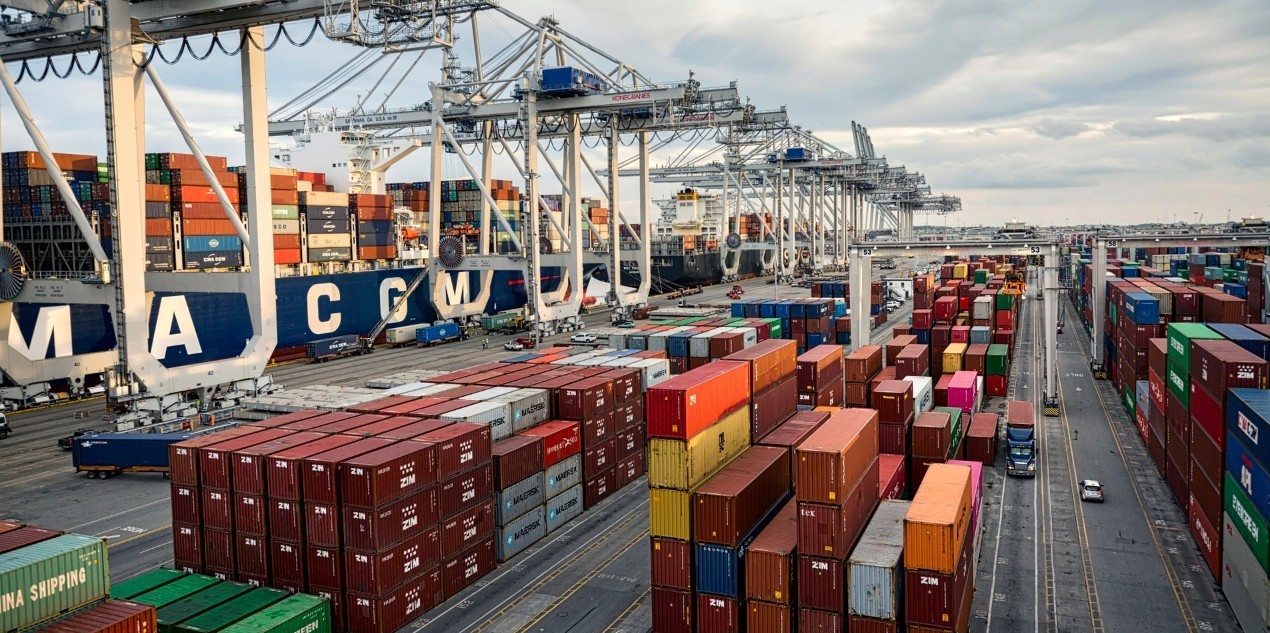 貨運(yùn) 貨運(yùn)