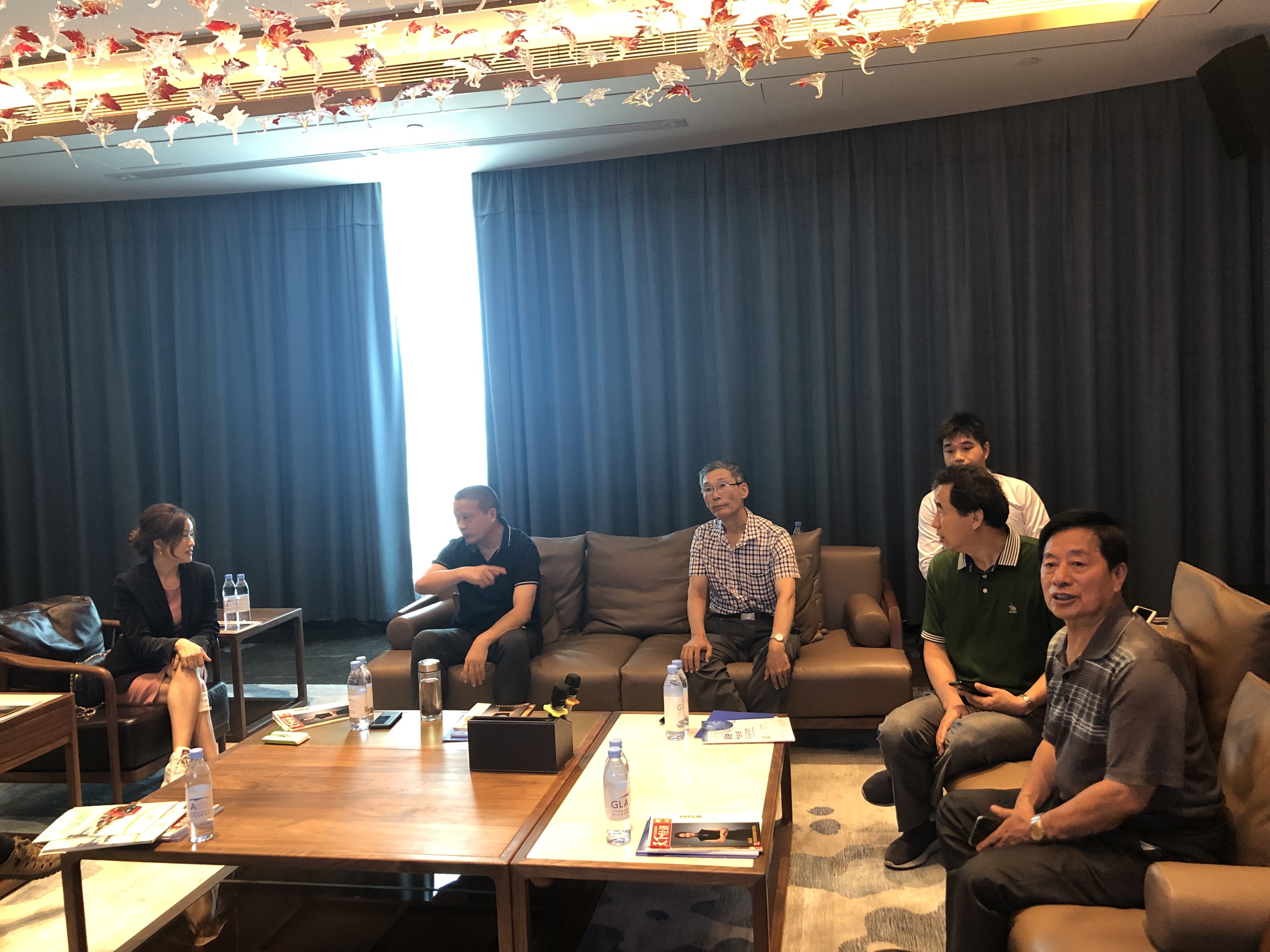 1576122806119273.jpg 1576122806119273.jpg